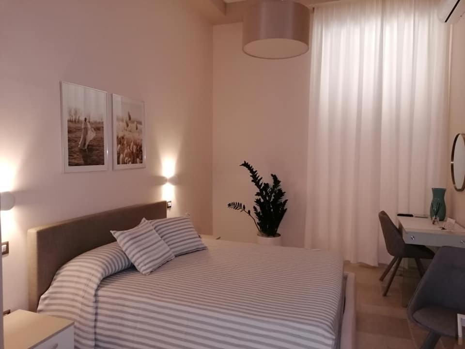 Lux Suite Taranto Exterior photo