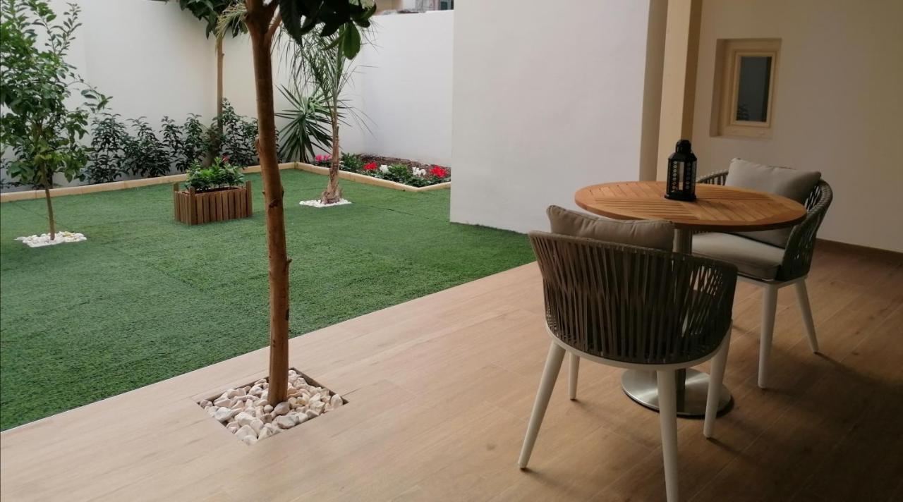 Lux Suite Taranto Exterior photo