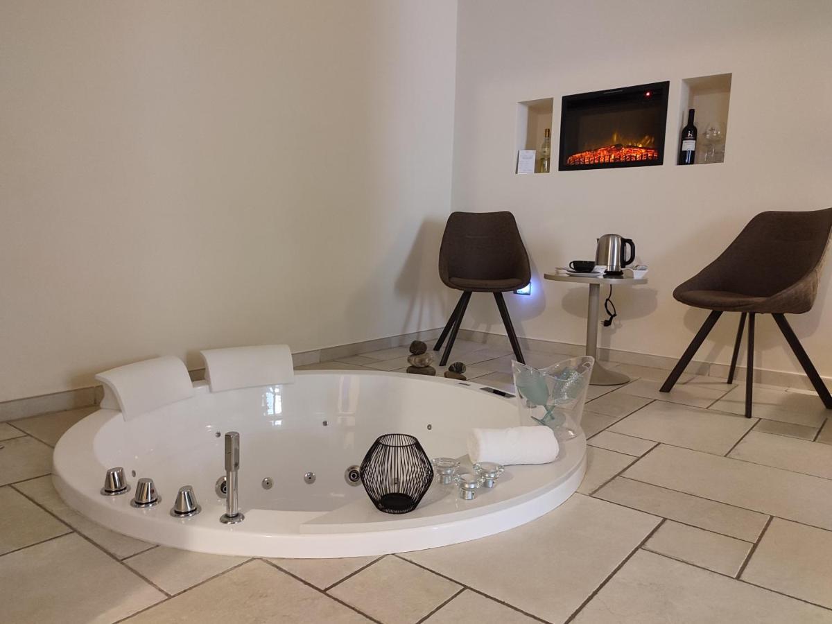 Lux Suite Taranto Exterior photo
