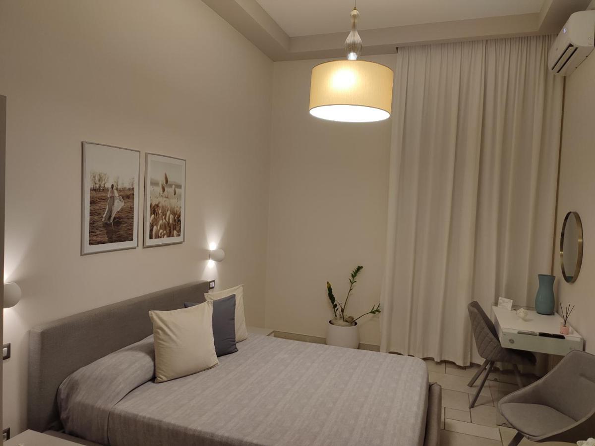 Lux Suite Taranto Exterior photo